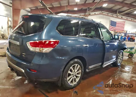 2015 Nissan Pathfinder S z USA, uszkodzony, nr VIN 5N1AR2MM0FC721652